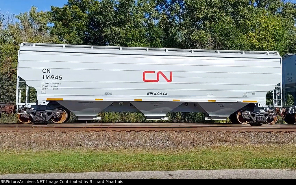 CN 116945